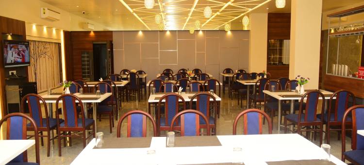 拉尤拉狮子上议院客栈(Lion Lords Inn Rajula)图片