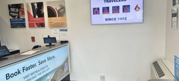 圣巴巴拉6号汽车旅馆 - 戈拉塔(Motel 6 Goleta, CA - Santa Barbara)图片