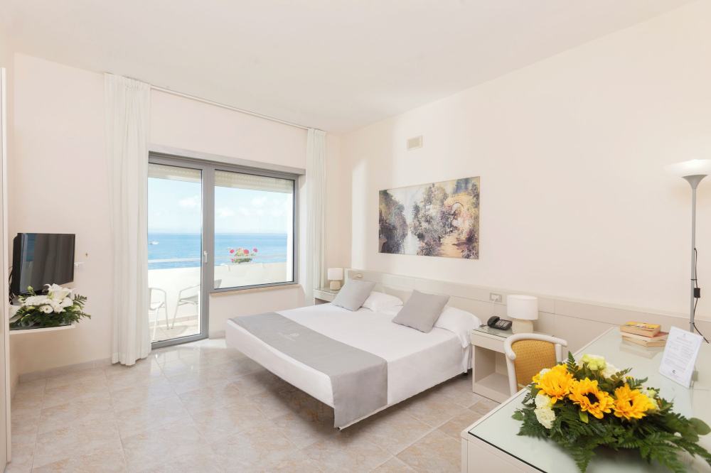 Baia d'ArgentoOver view