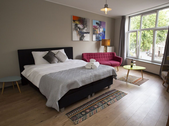 赫尔特奈梅亨市