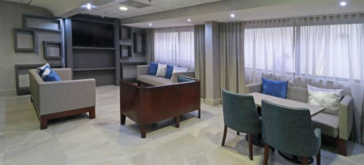 蒙特雷机场希尔顿欢朋酒店(Hampton Inn by Hilton Monterrey-Airport)图片