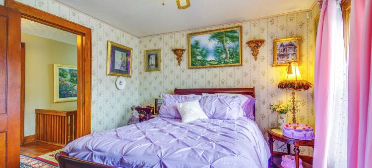 与Bennett Springs相距13英里的可爱莱巴嫩家(Walk to Dtwn Marie Antoinette-Themed Lebanon Home)图片