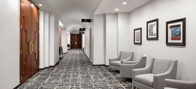 希尔顿坦帕机场西岸大使套房酒店(Embassy Suites by Hilton Tampa Airport Westshore)图片