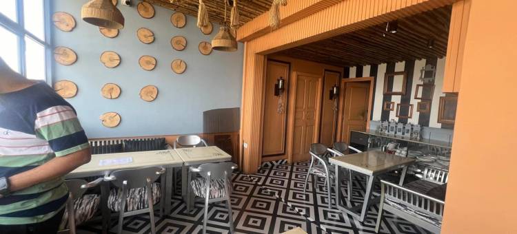 Narison 酒店由 Divud Ecom 运营(Narison Hotel by Divud Ecom)图片