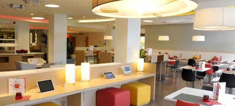 宜必思巴塞罗那科尔内亚酒店(Ibis Barcelona Cornella)图片