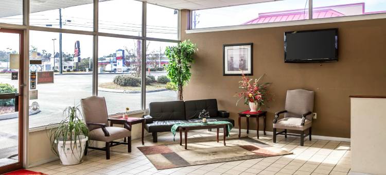 北威尔明顿罗德威套房酒店(Rodeway Inn & Suites Wilmington North)图片