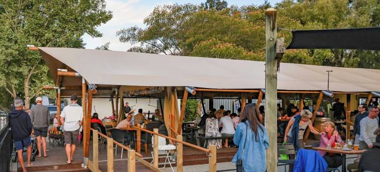 Hot Water Beach Top 10 Holiday Park图片