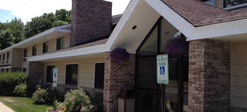 鹅卵石酒店的寄宿酒店及套房(Boarders Inn and Suites by Cobblestone Hotels - Ripon)图片