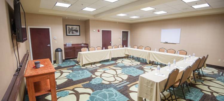 伯瑞特波罗欢朋酒店(Hampton Inn Brattleboro)图片