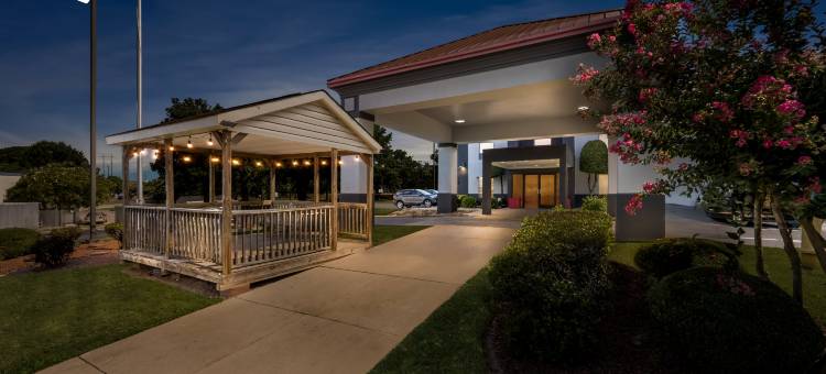 亨德森红顶PLUS酒店(Red Roof PLUS+ Henderson)图片