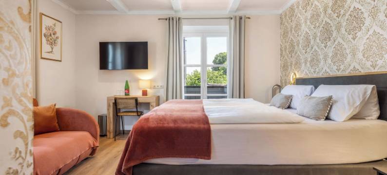 基姆湖斯加洛斯布里克酒店(Hotel Schlossblick Chiemsee)图片