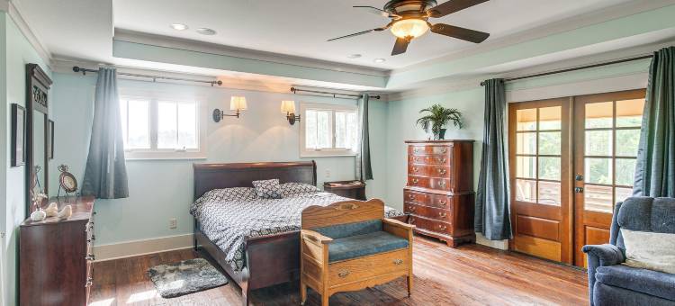 距费茨杰拉德市中心7英里: 宽敞之家 w/ 甲板(7 Mi to Downtown Fitzgerald: Spacious Home w/ Deck)图片