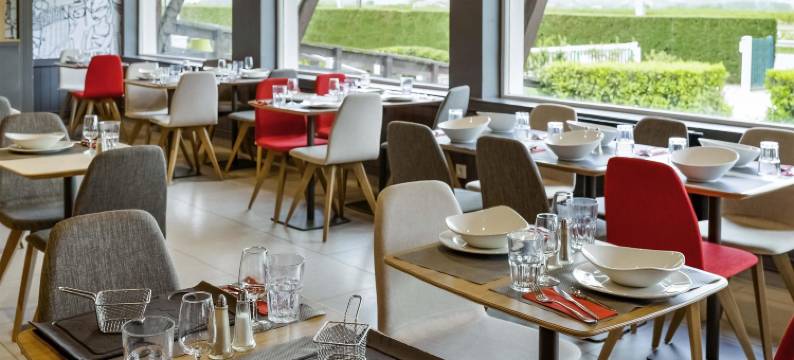 宜必思圣朗贝尔达勒邦酒店(Ibis Lyon Sud Saint-Rambert-d'Albon)图片