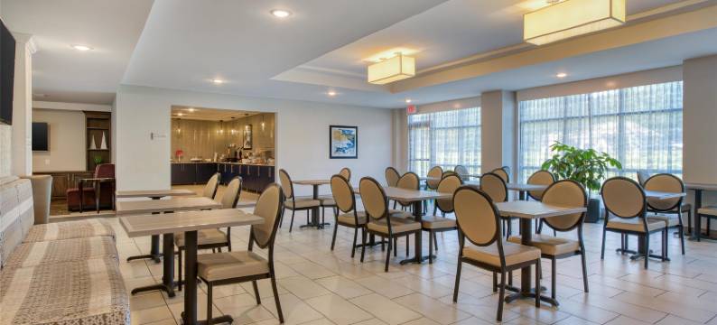 贝斯特韦斯特优质圣彼得优质酒店(Best Western Plus Saint Peter)图片