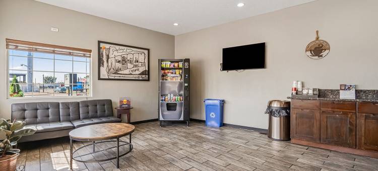 安大略速8酒店(Super 8 by Wyndham Ontario)图片