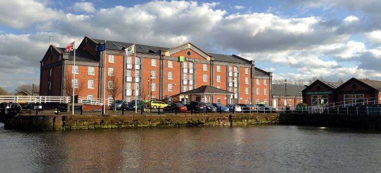 Holiday Inn 埃尔斯米尔港/柴郡橡树(Holiday Inn Ellesmere Port - Cheshire Oaks)图片