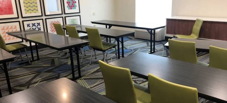 智选假日套房酒店赫恩(Holiday Inn Express & Suites Hearne)图片