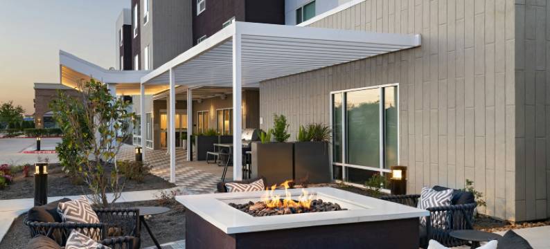 万豪®休斯顿汤博尔TownePlace Suites酒店(TownePlace Suites by Marriott Houston Tomball)图片