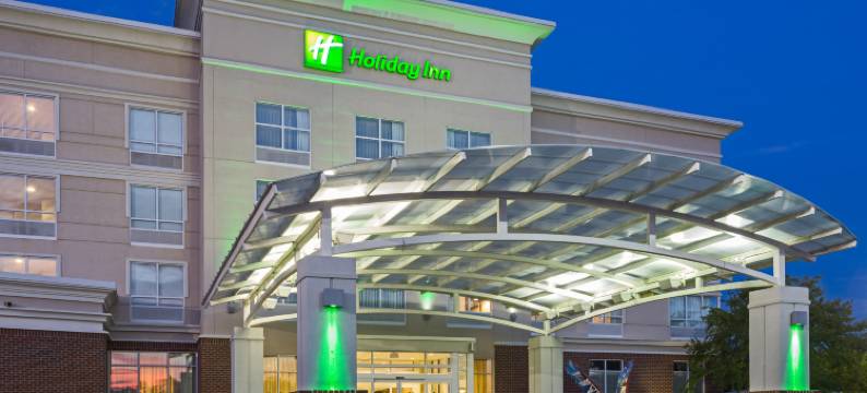 Holiday Inn 斯泰茨伯勒的大学区(Holiday Inn STATESBORO-UNIVERSITY AREA by IHG)图片
