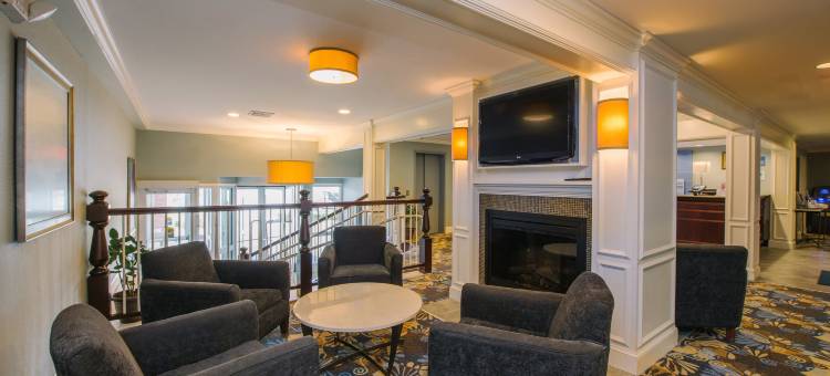 智选假日套房酒店梅里马克(Holiday Inn Express & Suites Merrimack)图片