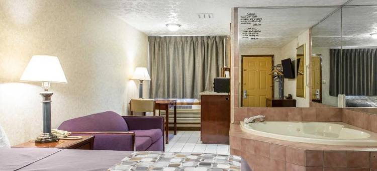 布兰福尔德 - 吉尔福德罗德威套房酒店(Rodeway Inn & Suites Branford - Guilford)图片