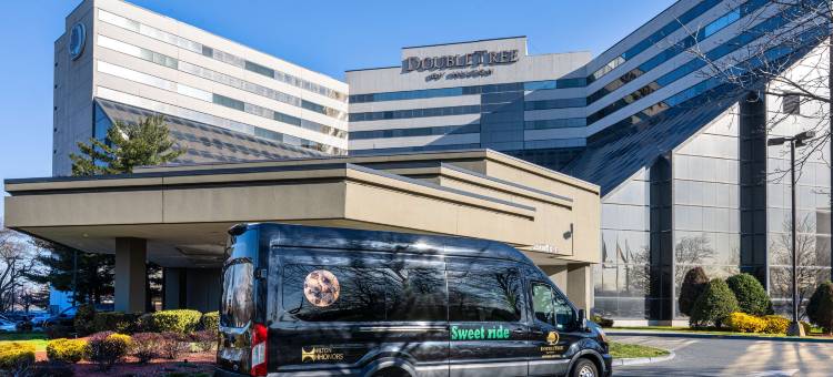 纽瓦克机场希尔顿逸林酒店(DoubleTree by Hilton Hotel Newark Airport)图片