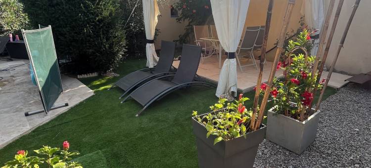 勒科利布里布鲁酒店(Le Colibri Bleu)图片