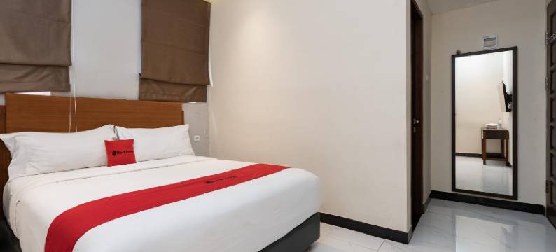 红门酒店普拉斯@UNO美拉克街萨马林达(RedDoorz Plus @ Uno Jalan Merak Samarinda)图片