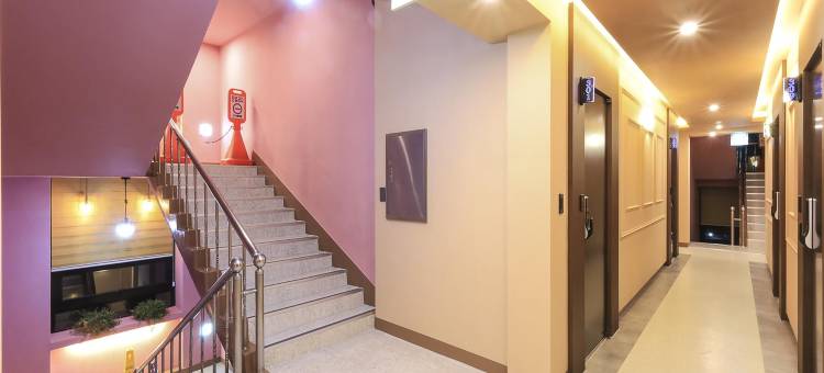 Laza station图片