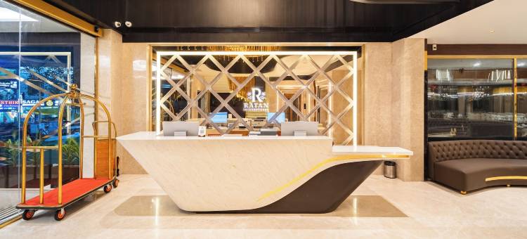 拉坦国际酒店(Ratan International)图片