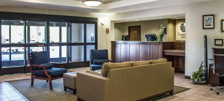 靠近I-70/I-77的剑桥客栈，由Capital O提供(Cambridge Inn by Capital O Near I-70 / I-77)图片