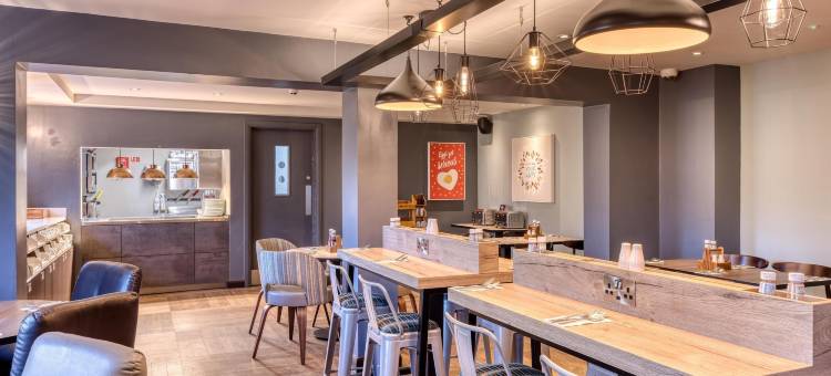 切姆斯福德博勒姆普里米尔酒店(Premier Inn Chelmsford (Boreham))图片