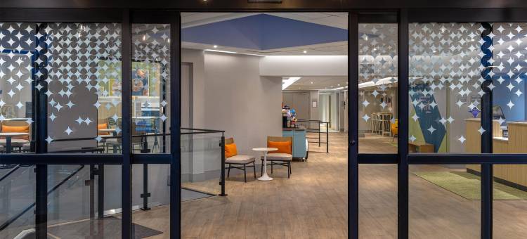 蒙特利尔布罗瑟德希尔顿Spark酒店(Spark by Hilton Montreal Brossard)图片