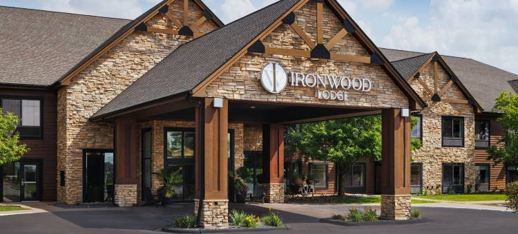雷克艾尔慕艾恩伍德万豪山林小屋(Ironwood Lodge Lake Elmo by Marriott)图片