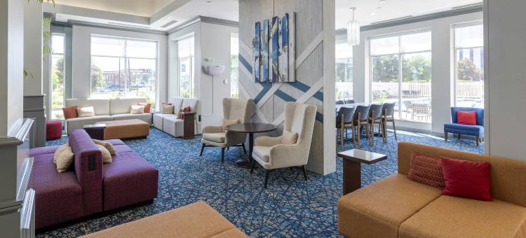 俄克拉何马市机场希尔顿花园酒店(Hilton Garden Inn Oklahoma City Airport)图片