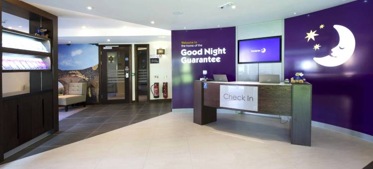 Premier Inn Farnham图片