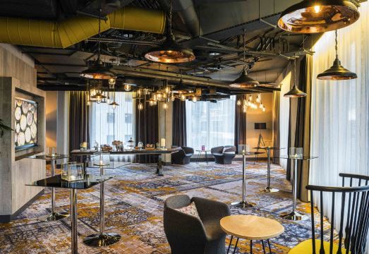 Novotel London Canary Wharf Over view