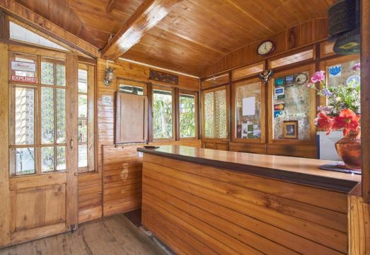 Sterling Park Kalimpong Hotel Overview