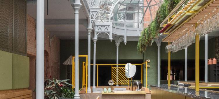 曼城惠特沃思洛克(Whitworth Locke)图片