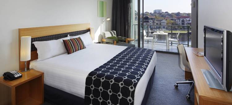 东珀斯套房酒店(East Perth Suites Hotel)图片