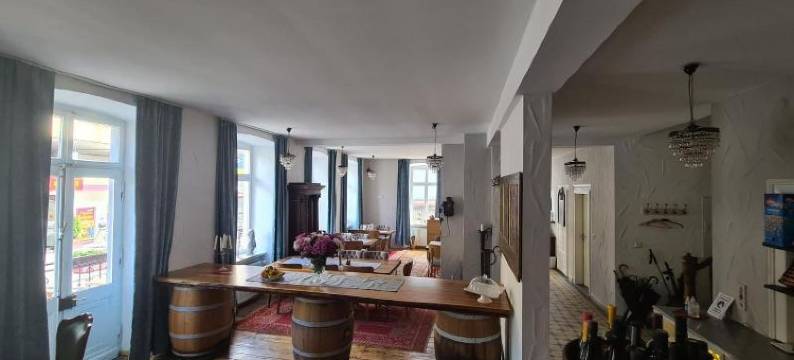 科赫姆奥斯特里亚德维诺酒店(Hotel Osteria Del Vino Cochem)图片