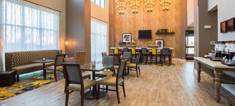 科利维尔DFW机场西欢朋套房酒店(Hampton Inn & Suites by Hilton Colleyville DFW Airport West)图片