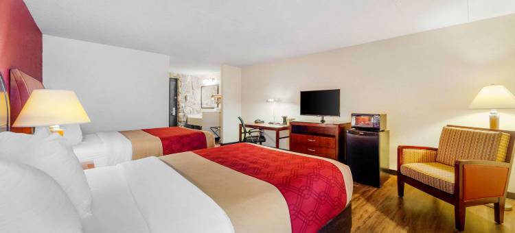 伊克诺旅馆及套房(Econo Lodge Inn & Suites Brookings)图片