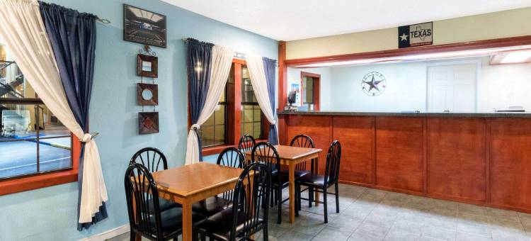 斯莱德尔戴斯酒店(Days Inn by Wyndham Snyder)图片