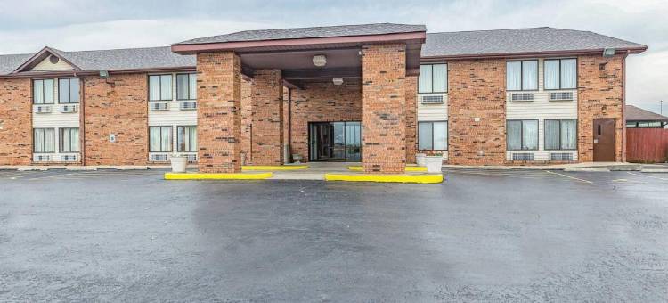 彭顿海滩红狮套房酒店(Red Lion Inn & Suites Pontoon Beach)图片