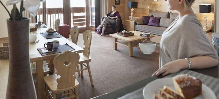 皮埃尔假日路摊小屋优惠酒店(Résidence Pierre & Vacances Premium les Chalets du Forum)图片