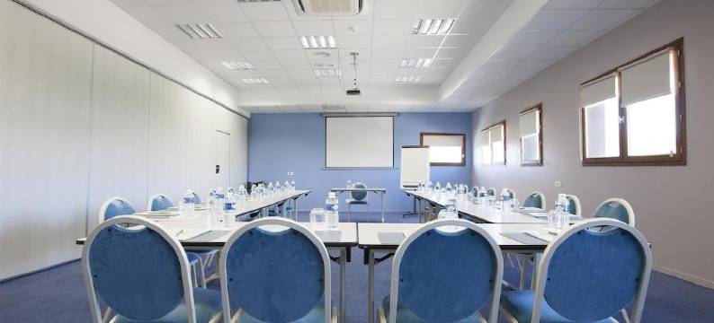 纳博讷康铂酒店(Campanile Narbonne)图片