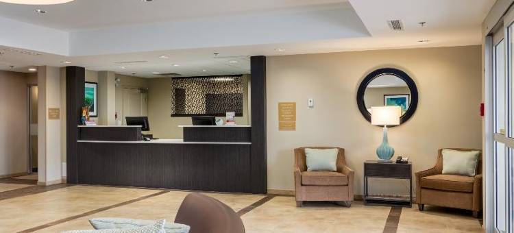 卡尔加里机场北雷迪森公园酒店(Park Inn by Radisson, Calgary Airport North, AB)图片