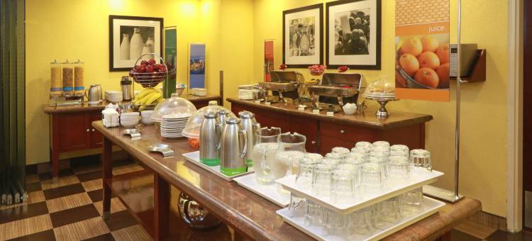 瓜达拉哈拉希尔顿欢朋酒店(Hampton Inn by Hilton Guadalajara - Airport)图片