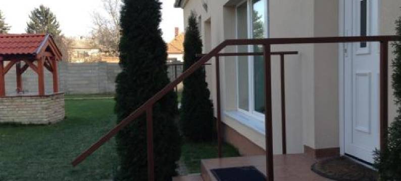 卡奇士野营公寓(Kocsis Apartman es Camping)图片